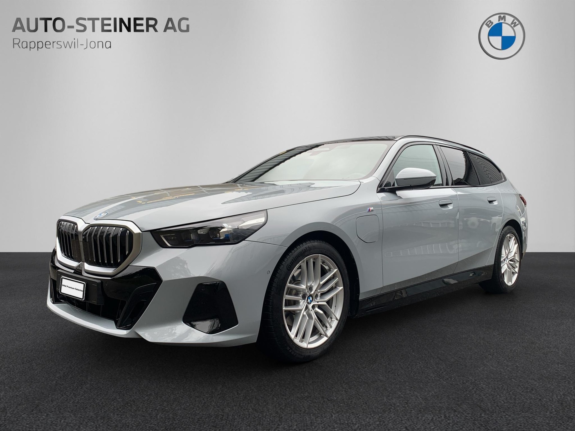 BMW 530e xDrive Touring M Sport-image-0