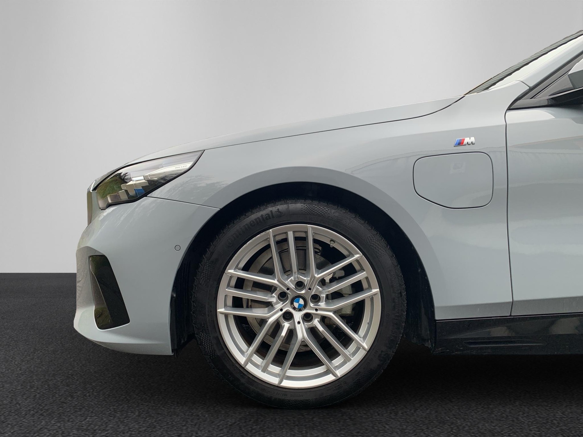 BMW 530e xDrive Touring M Sport-image-9