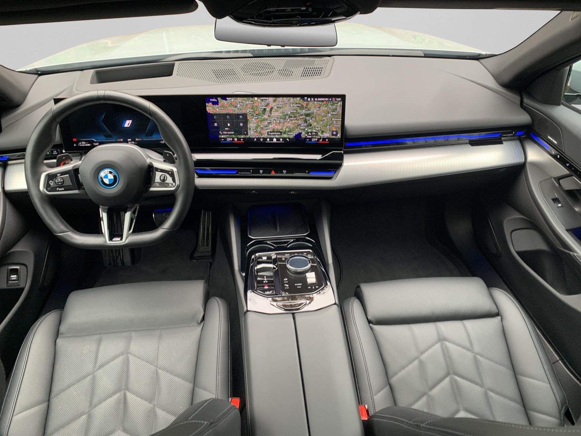 BMW 530e xDrive Touring M Sport-image-19