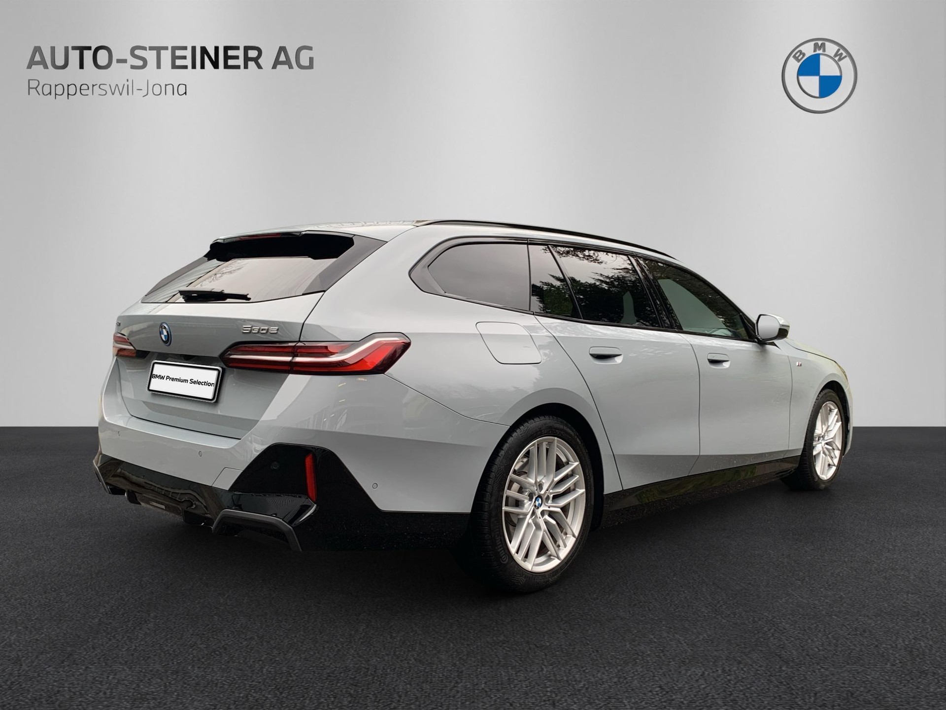 BMW 530e xDrive Touring M Sport-image-4