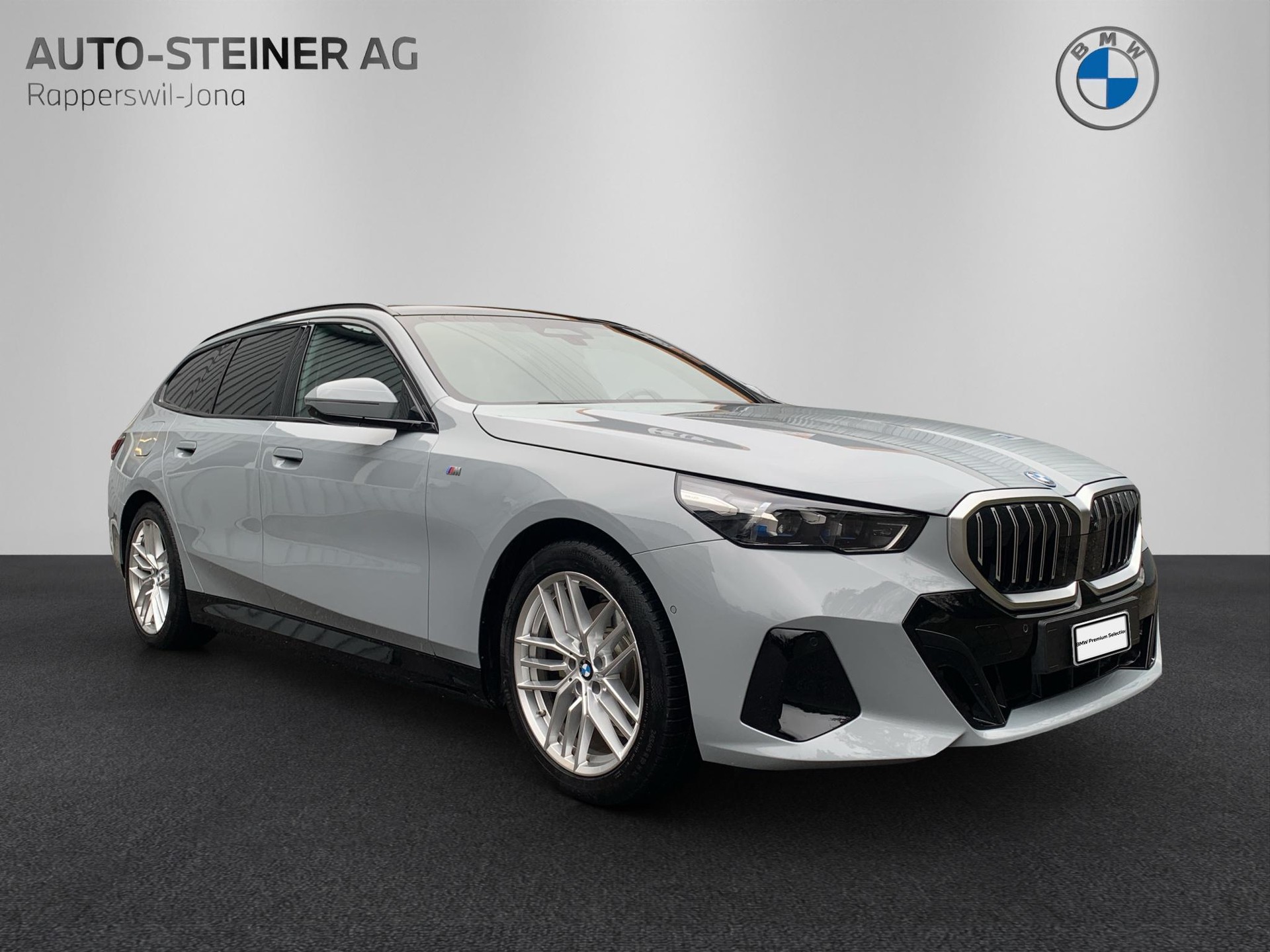 BMW 530e xDrive Touring M Sport-image-6