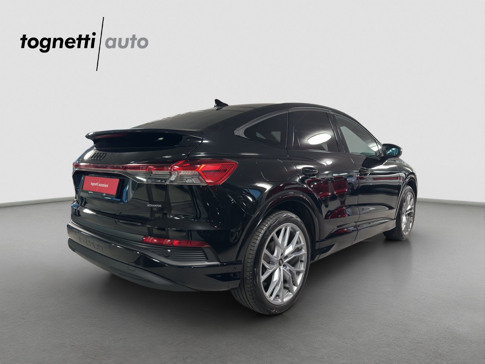 AUDI Q4 Sportback e-tron 50 quattro-image-3