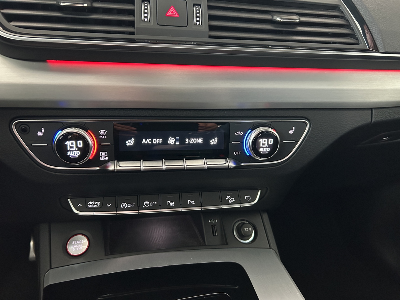 AUDI SQ5 Sportback TDI quattro tiptronic-image-21