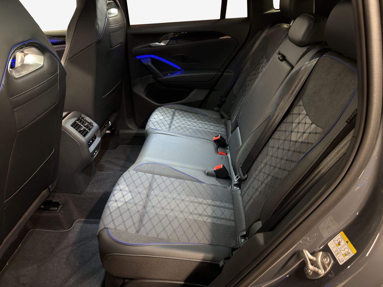 VW Tiguan RL 1.5TSI 204PS DSG-image-11