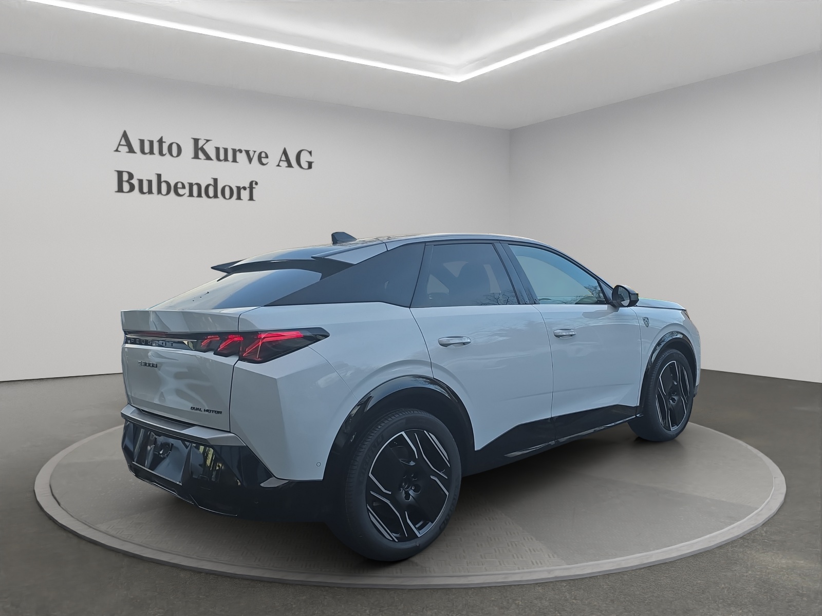 PEUGEOT 3008 e-Launch Edition AWD-image-2