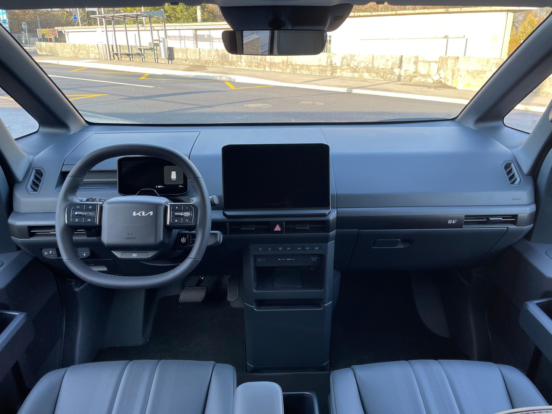 KIA PV5 Passenger 71.2 kWh Elite-image-7