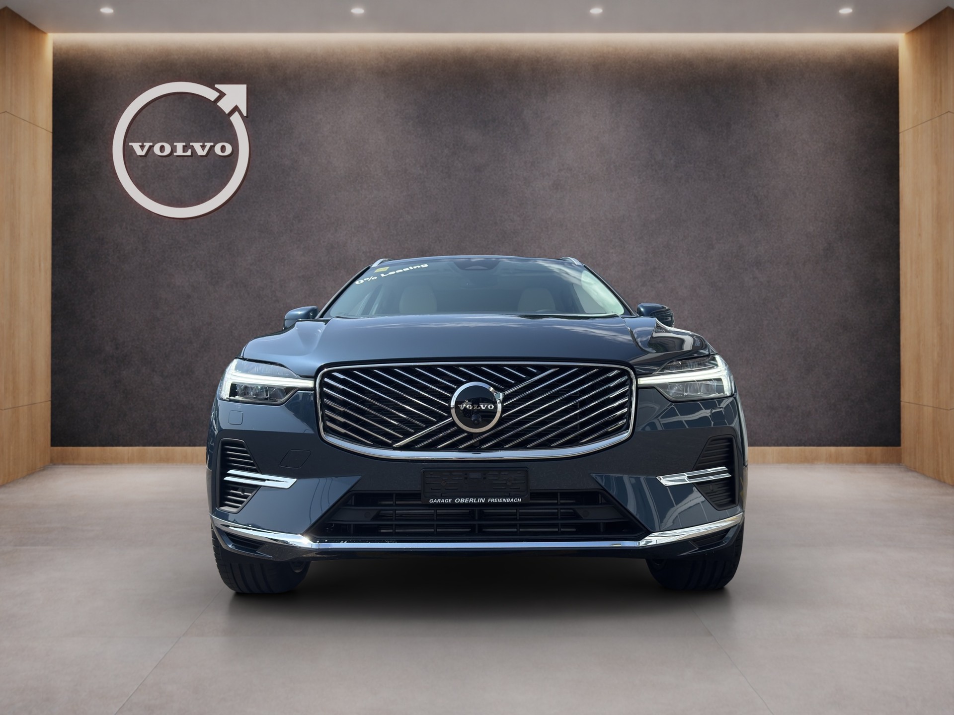 VOLVO XC60 2.0 T6 TE Ultra Bright eAWD-showroom-element-1