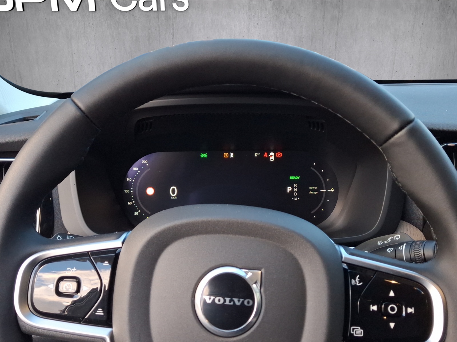 VOLVO XC60 T6 eAWD PluginHybrid Plus Dark Geartronic-image-11