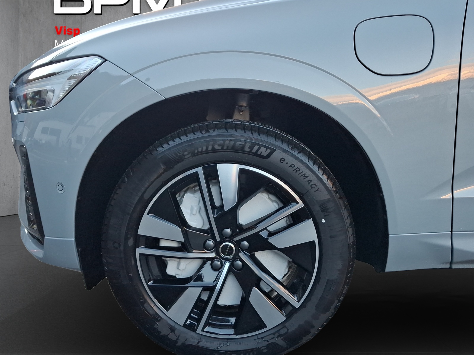 VOLVO XC60 T6 eAWD PluginHybrid Plus Dark Geartronic-image-11