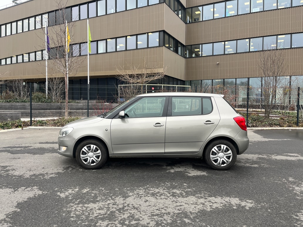SKODA Fabia 1.2 TSI Ambition Plus-image-1