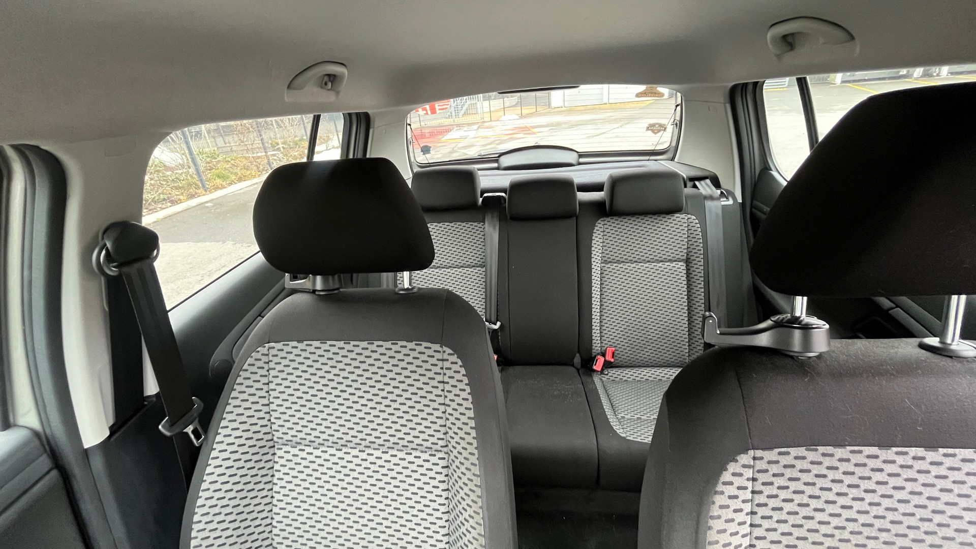SKODA Fabia 1.2 TSI Ambition Plus-image-6