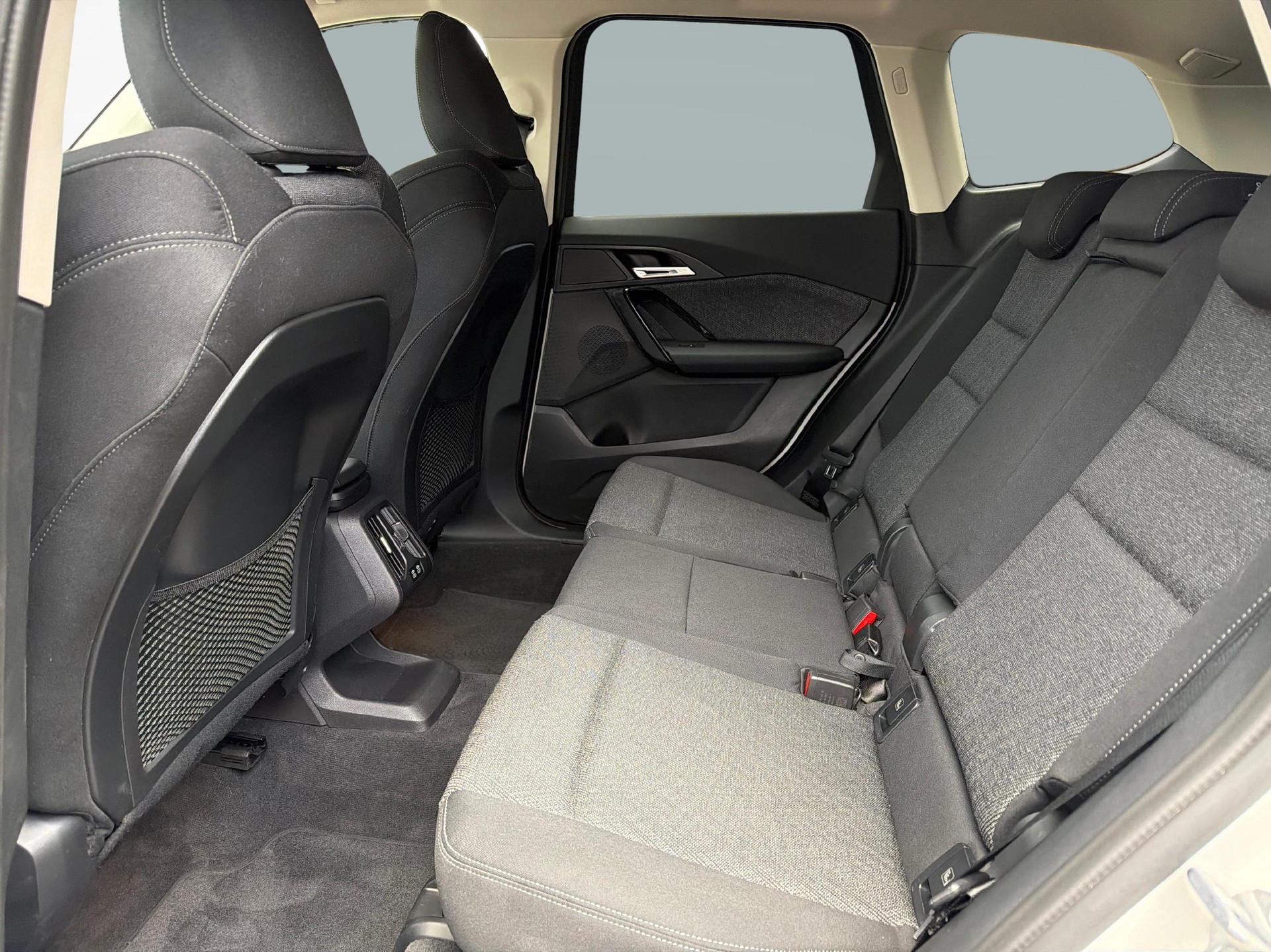 BMW X1 20d xDrive20d-image-16