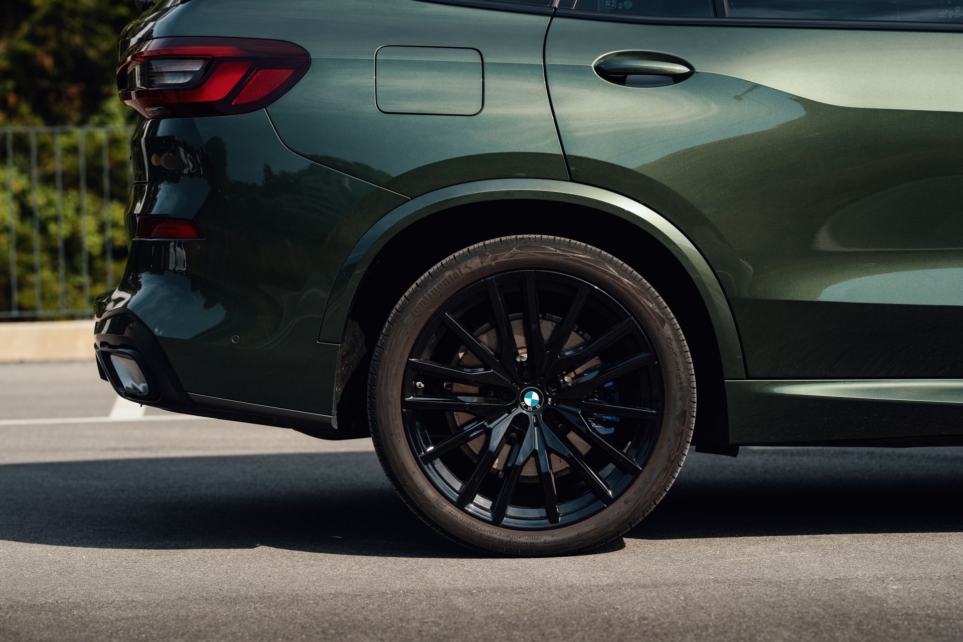 BMW X5 xDrive45e Colour Edition Steptronic-image-7