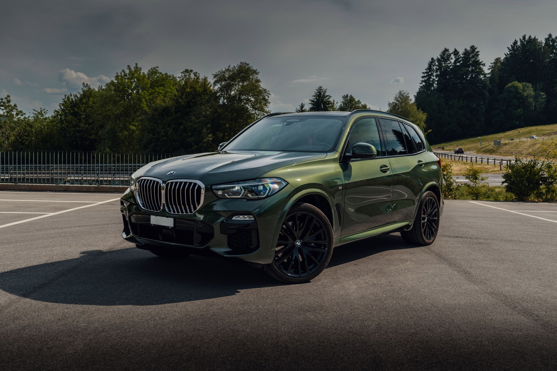 BMW X5 xDrive45e Colour Edition Steptronic-image-0