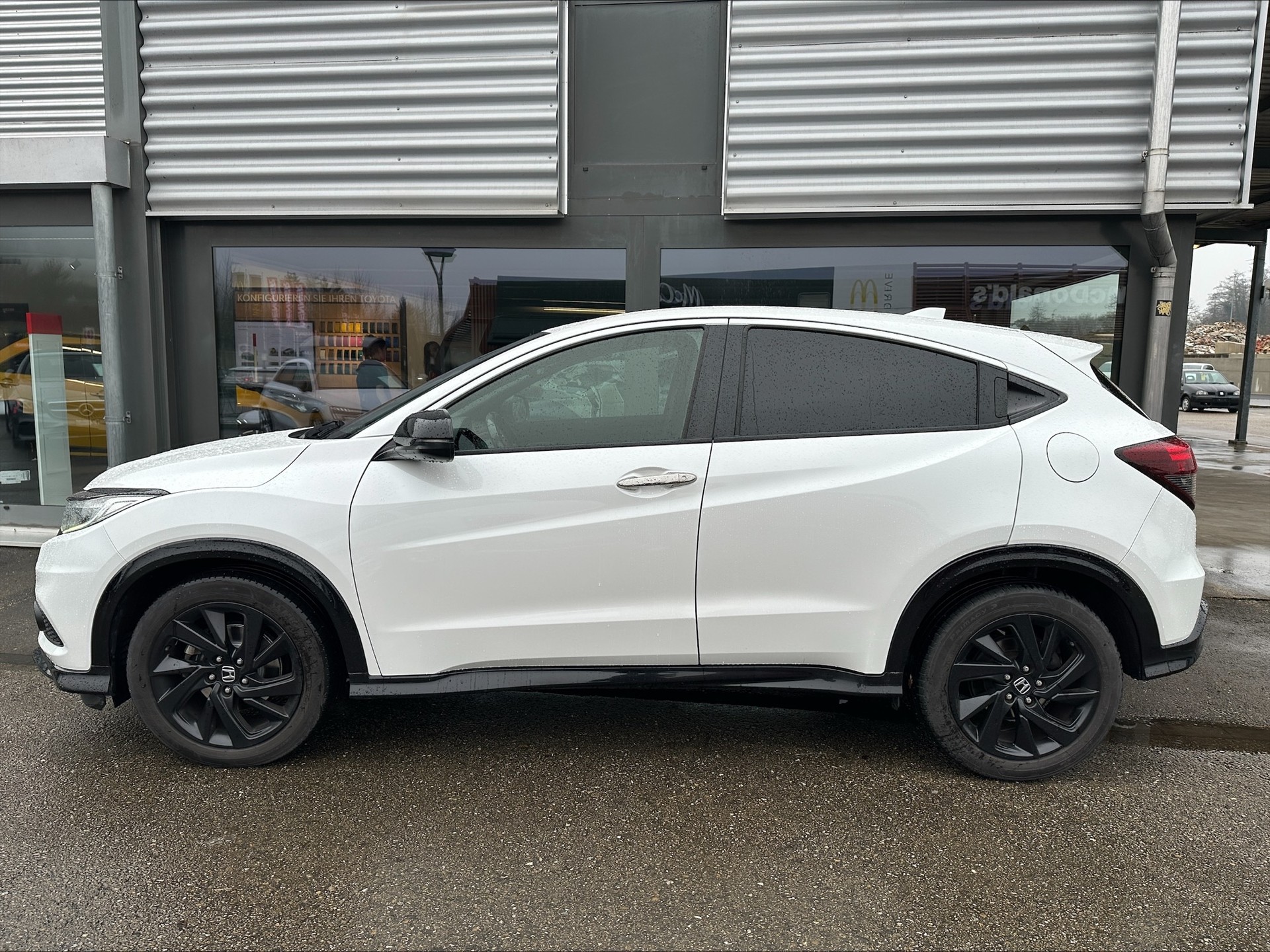 HONDA HR-V 1.5i-VTEC Turbo CVT-showroom-element-1