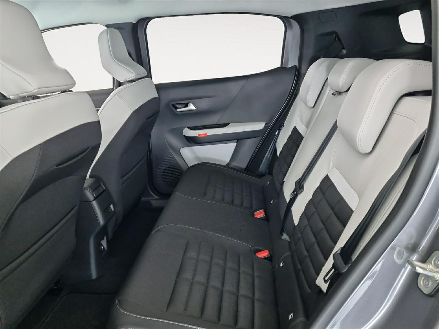 CITROEN C3 Aircross Max e-C3 44kWh-image-12