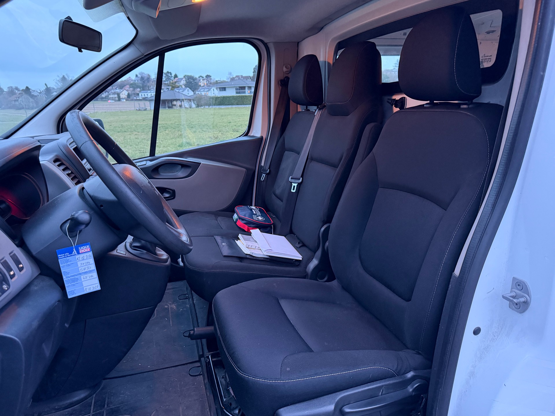 RENAULT Trafic 1.6 ENERGY TwinT. dCi125 2.9t Business L2H1-image-8