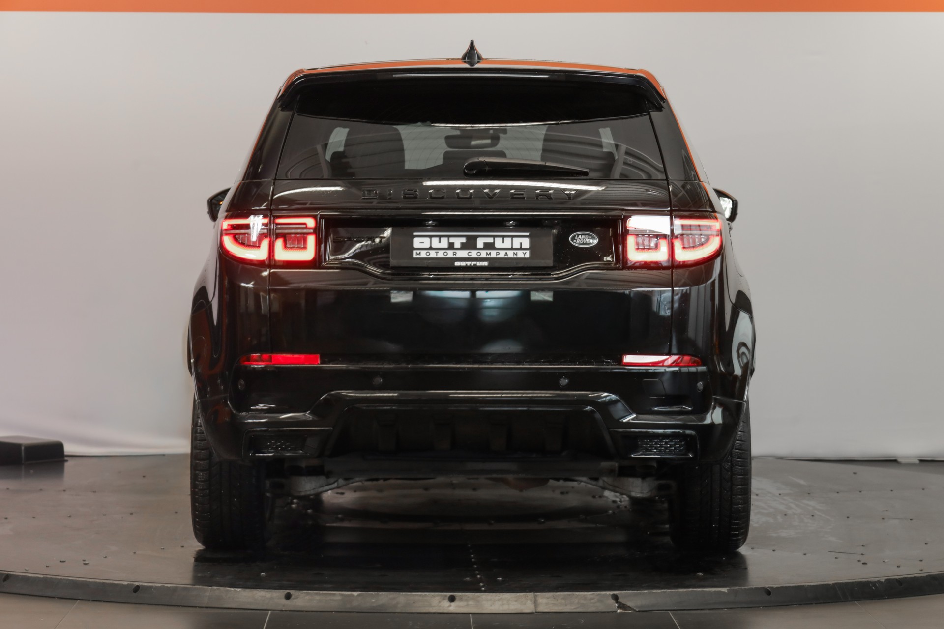LAND ROVER Discovery Sport R Dyn P250 2.0 Si4 MHEV SE AT9-showroom-element-2