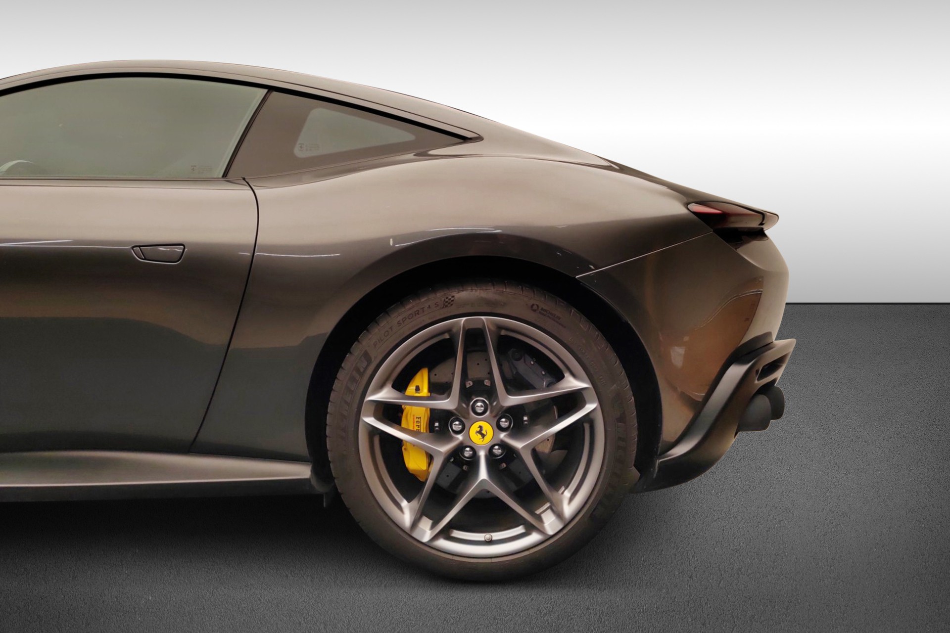 FERRARI Roma 3.9 V8 T-image-9