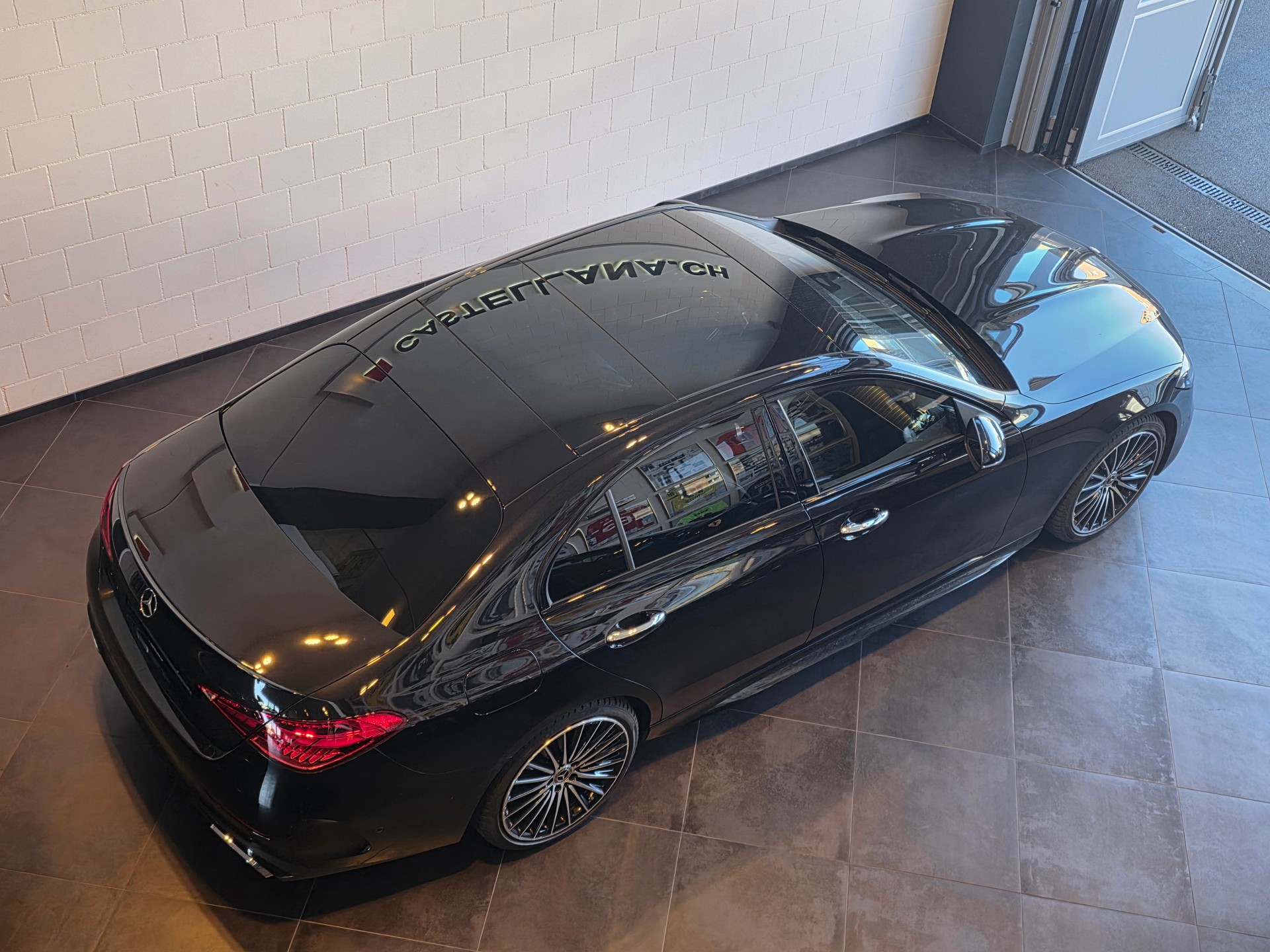 MERCEDES-BENZ C 200 4M AMG Line-image-24