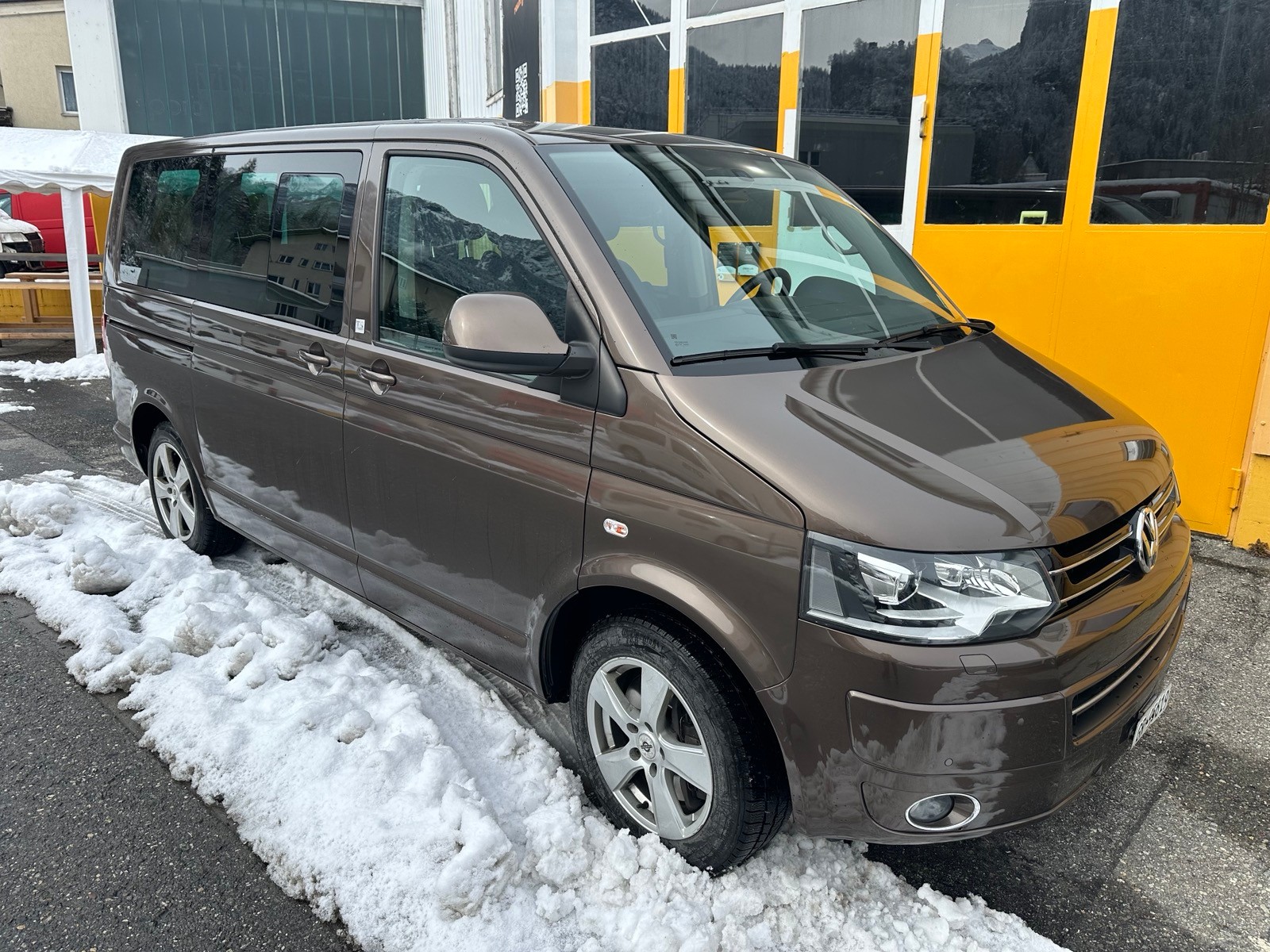 VW Mutli. D 4M BMT Highline DSG-image-0