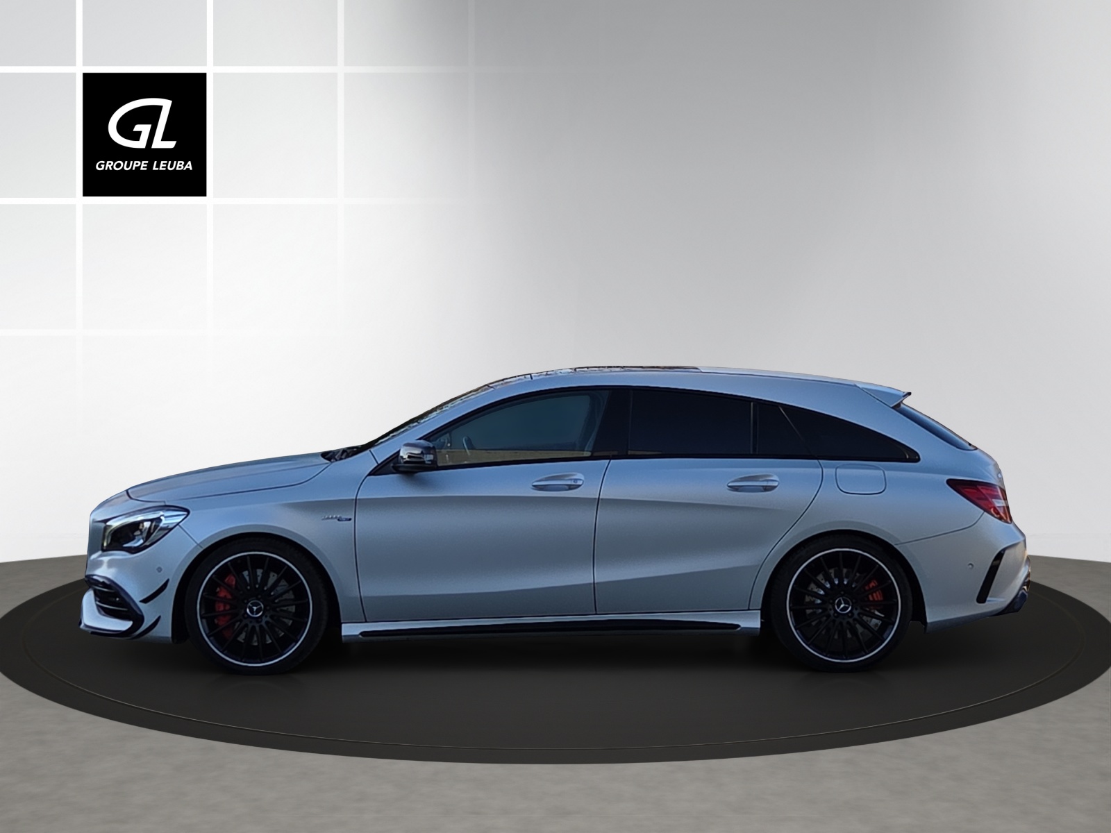 MERCEDES-BENZ CLA Shooting Brake 45 AMG 4Matic Speedshift-image-3
