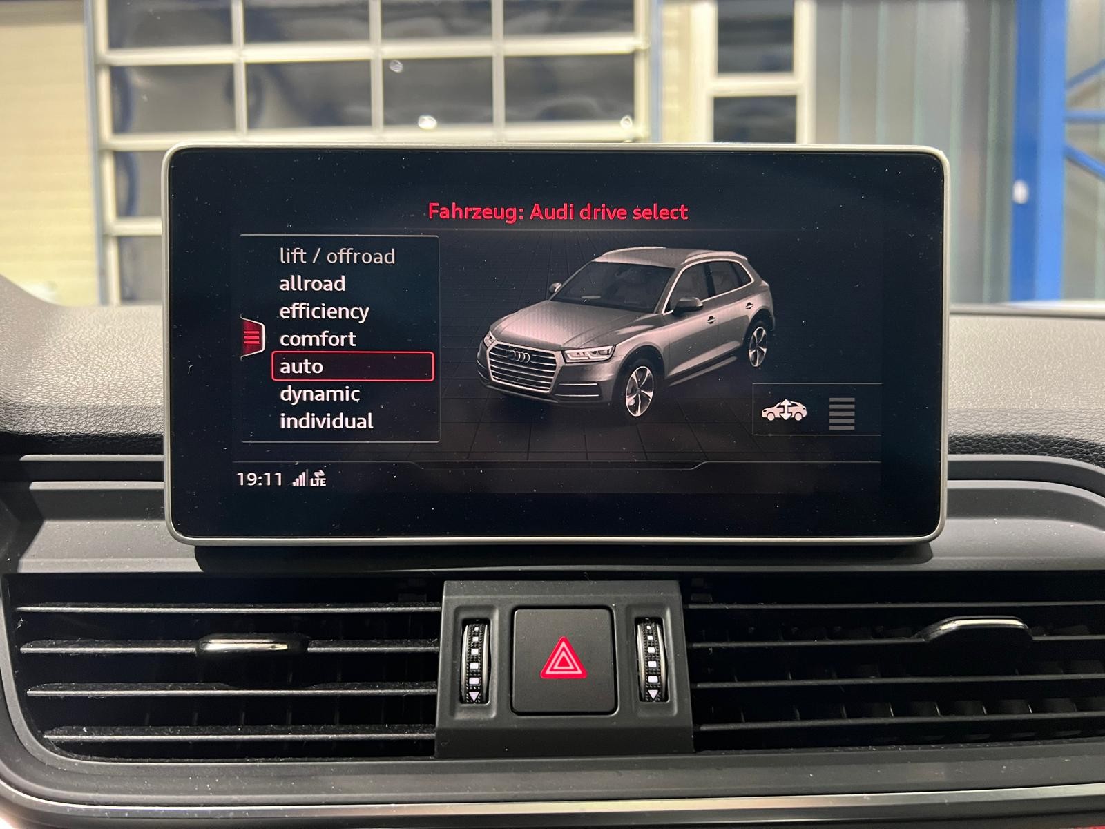 AUDI Q5 50 TDI quattro tiptronic**AHK,Panodach,Sthz,360 Kam,Frisch ab MFK**-image-13