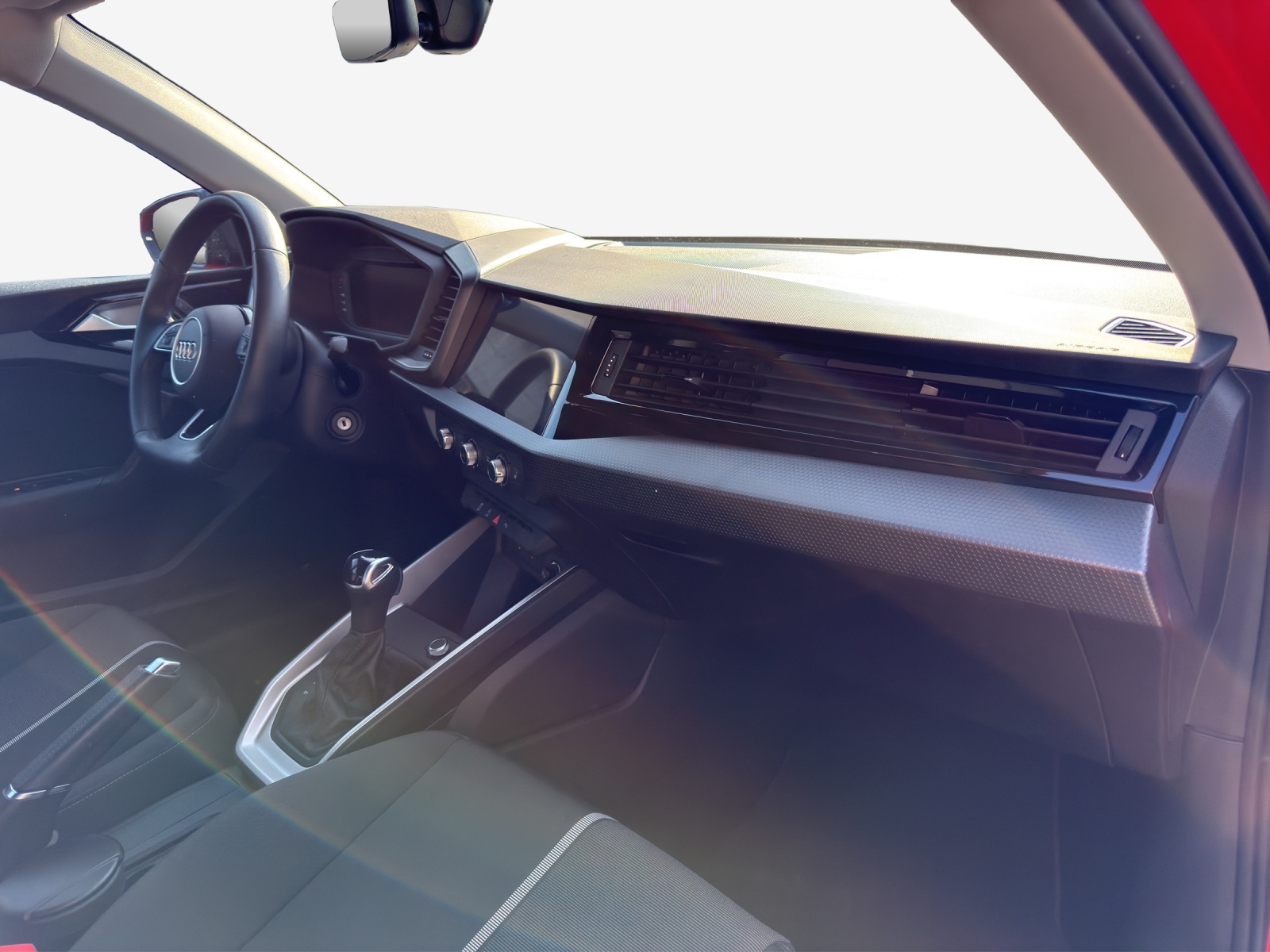 AUDI A1 City Carver 30 TFSI Attraction S-tronic-image-15