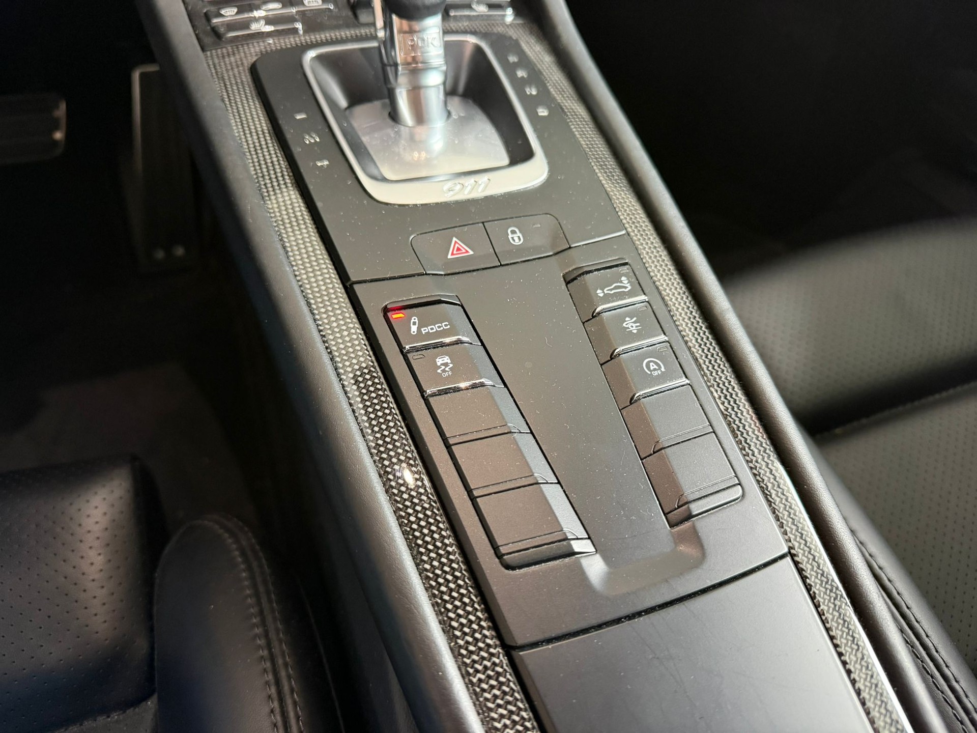 PORSCHE 911 Turbo S PDK-image-9