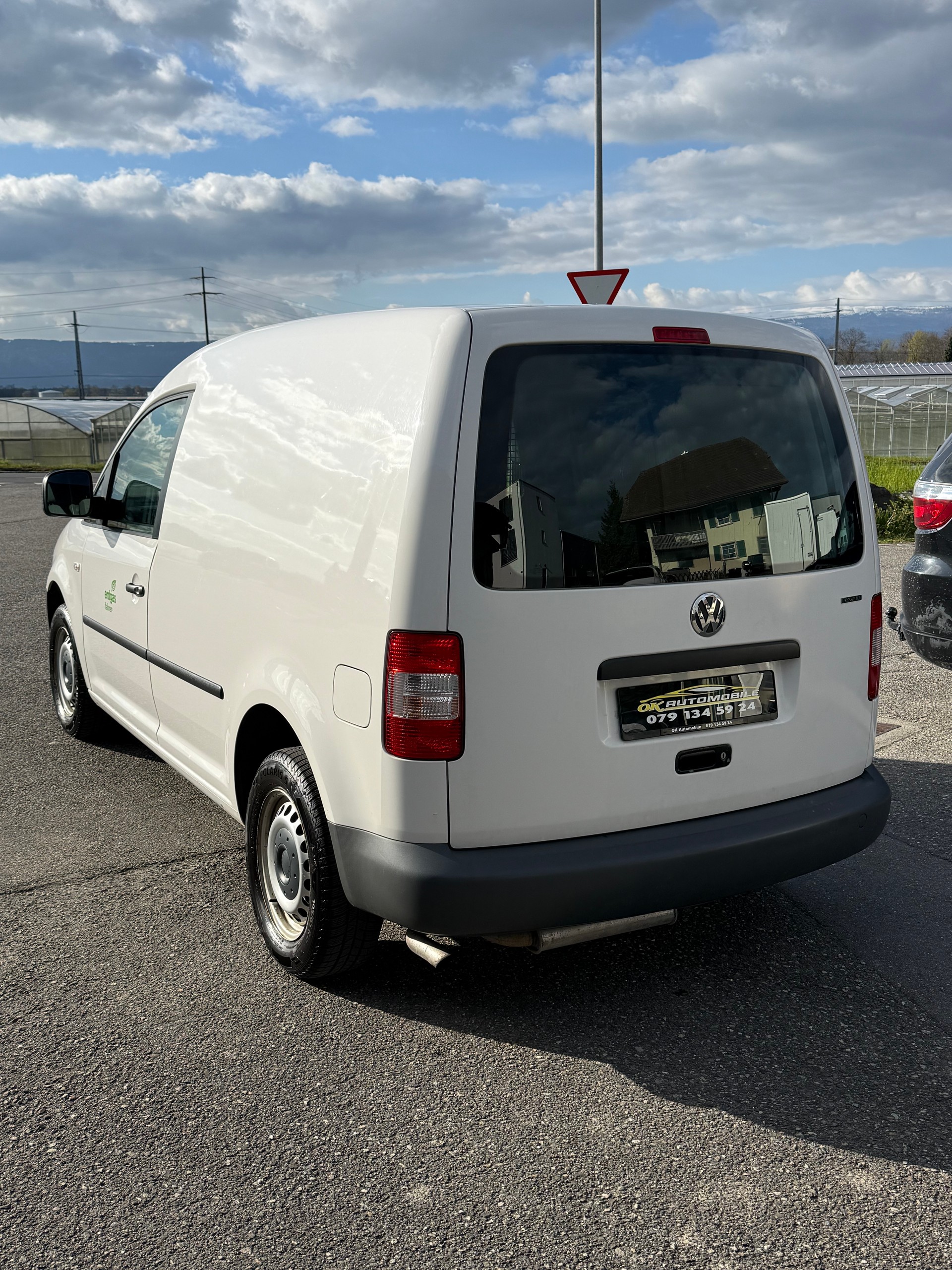 VW Caddy 2.0 EcoFuel-image-3