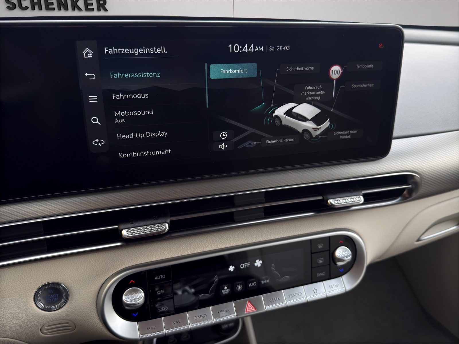 GENESIS GV60 77.4 kWh Premium ★ Werksgarantie bis 09.2029-image-16