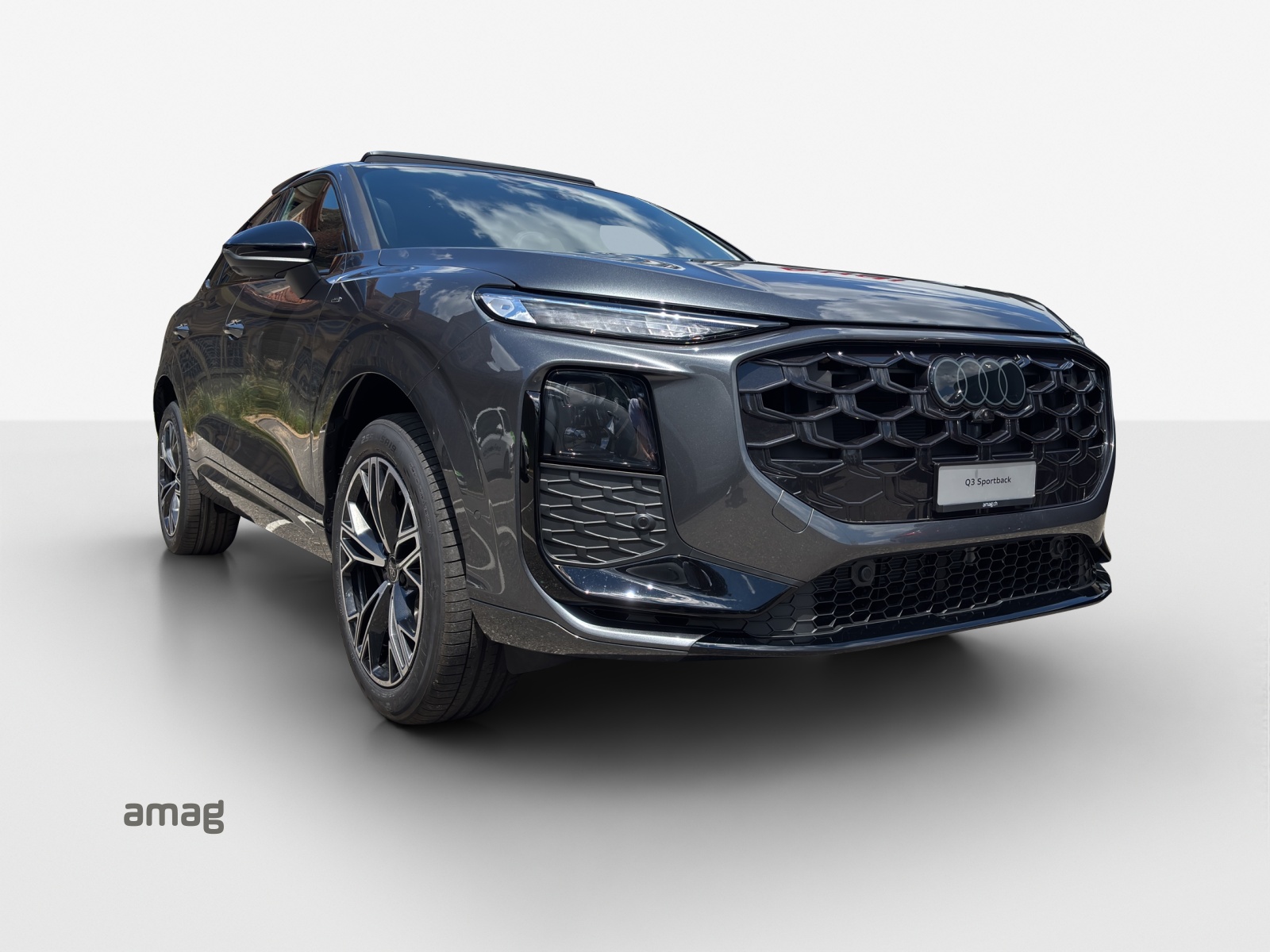 AUDI Q3 Sportback e-hybrid 200 kW S tronig-image-5