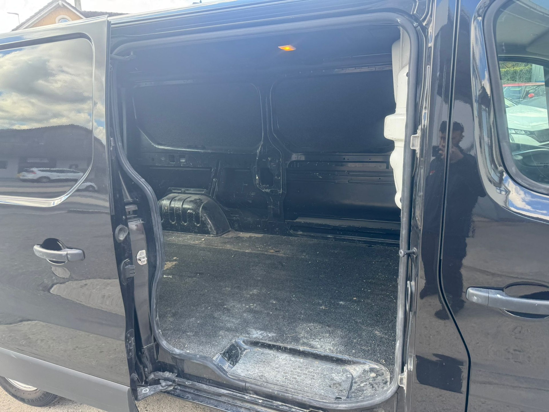 OPEL Vivaro 1.6 CDTI 2.9t L2H1-image-5