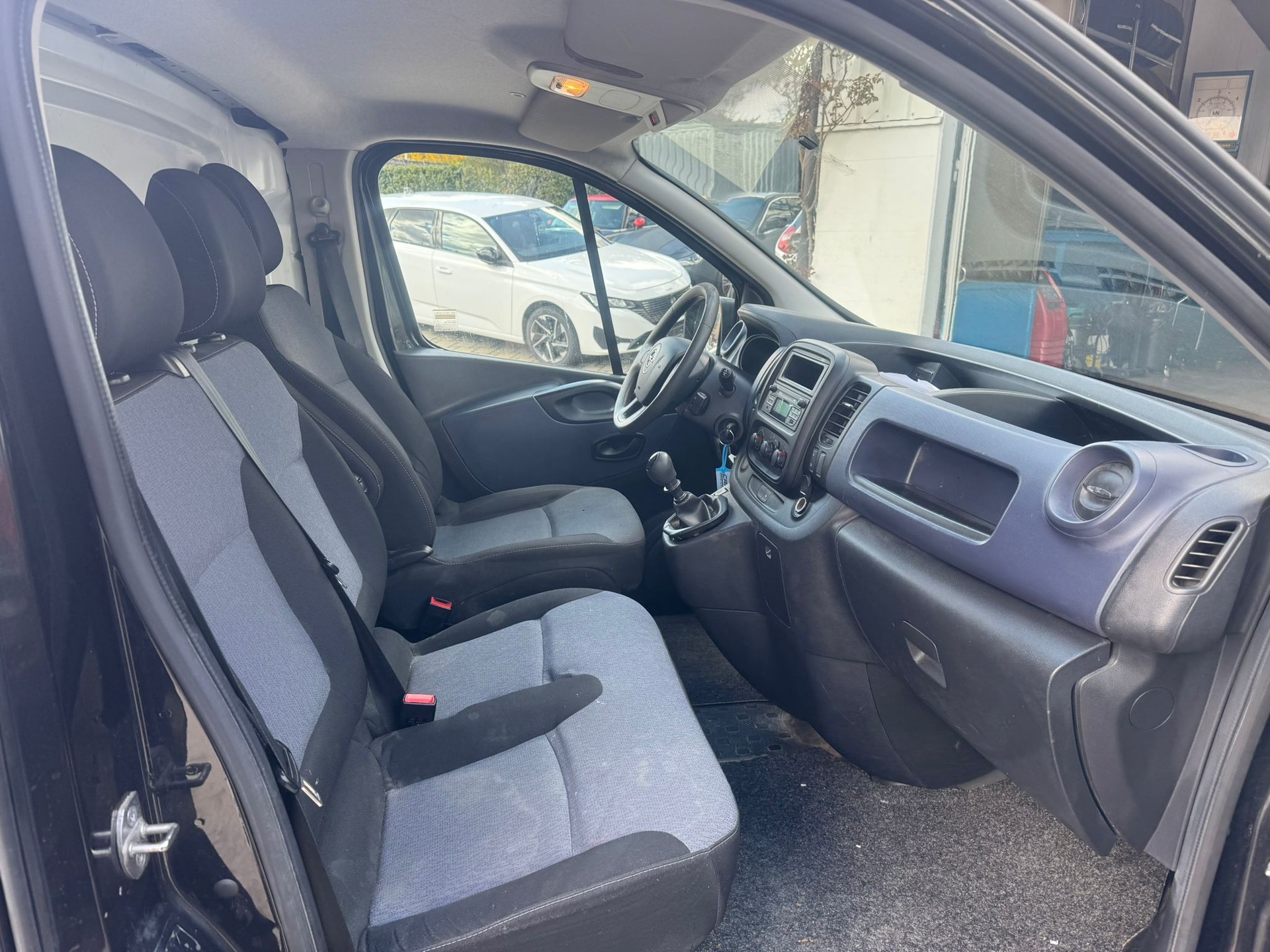 OPEL Vivaro 1.6 CDTI 2.9t L2H1-image-6