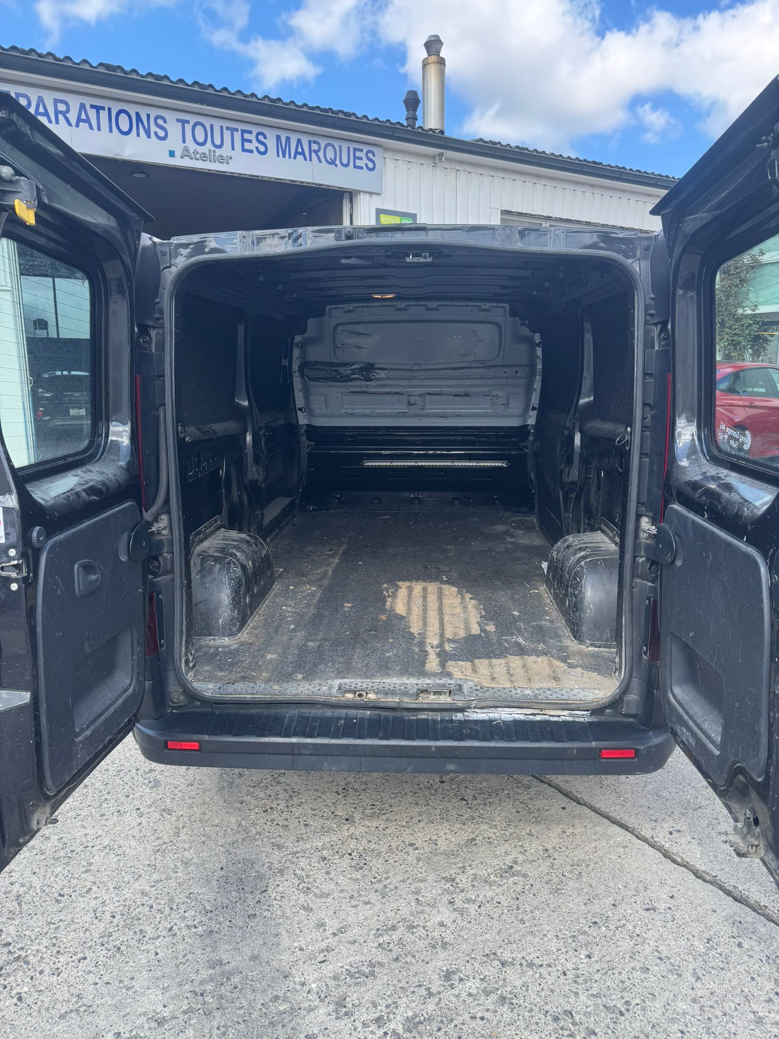 OPEL Vivaro 1.6 CDTI 2.9t L2H1-image-4