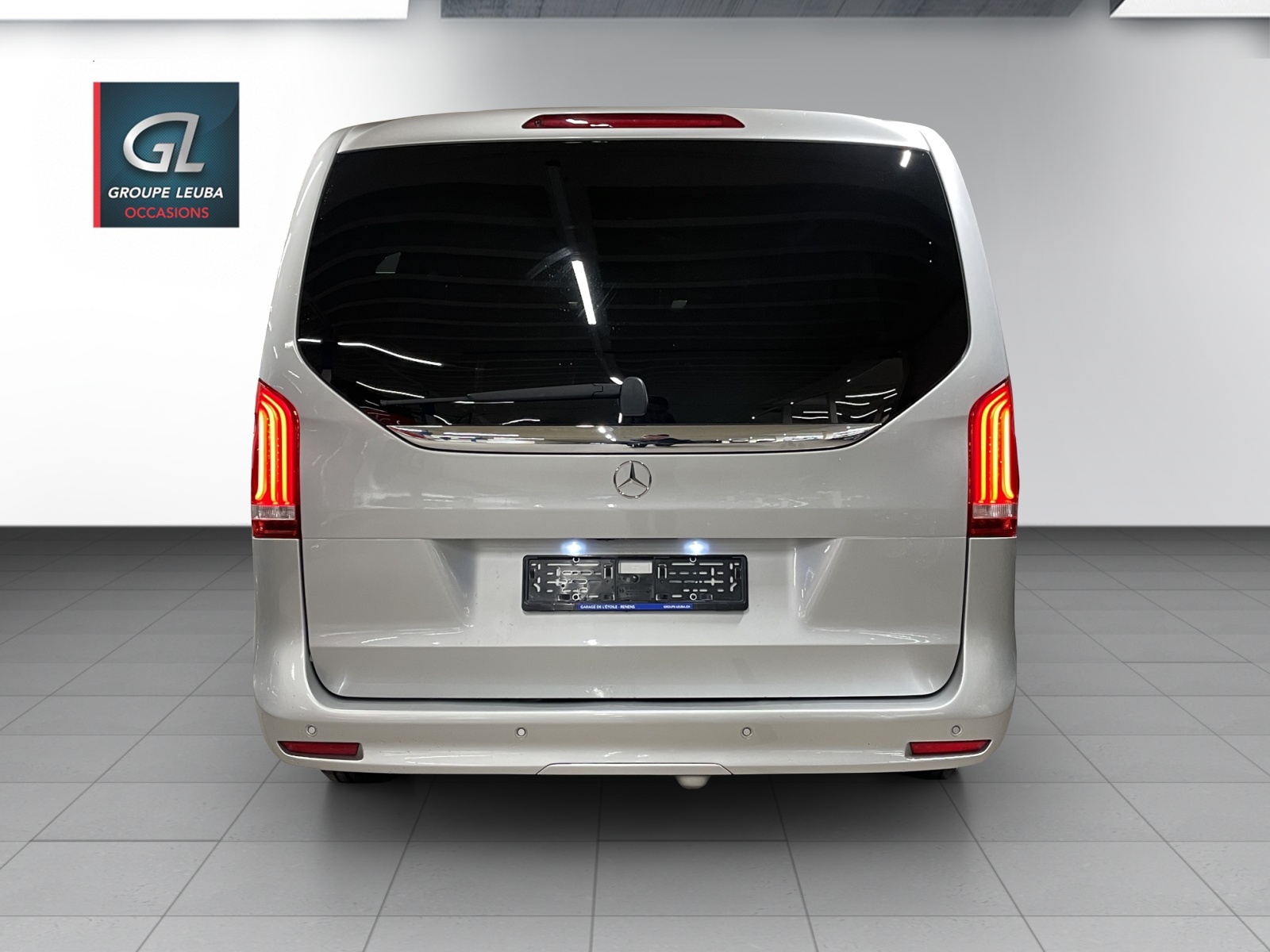 Image MERCEDES-BENZ V-220 V 220 d L 4Matic