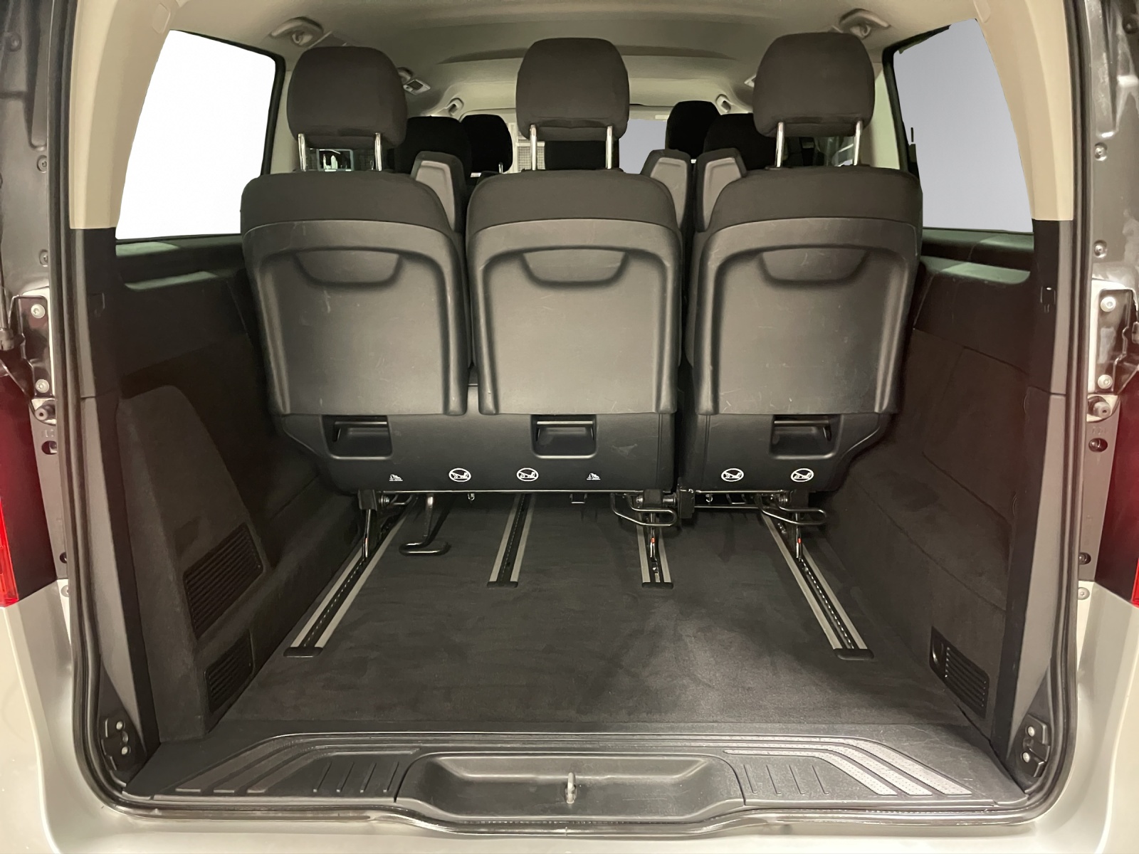 Image MERCEDES-BENZ V-220 V 220 d L 4Matic
