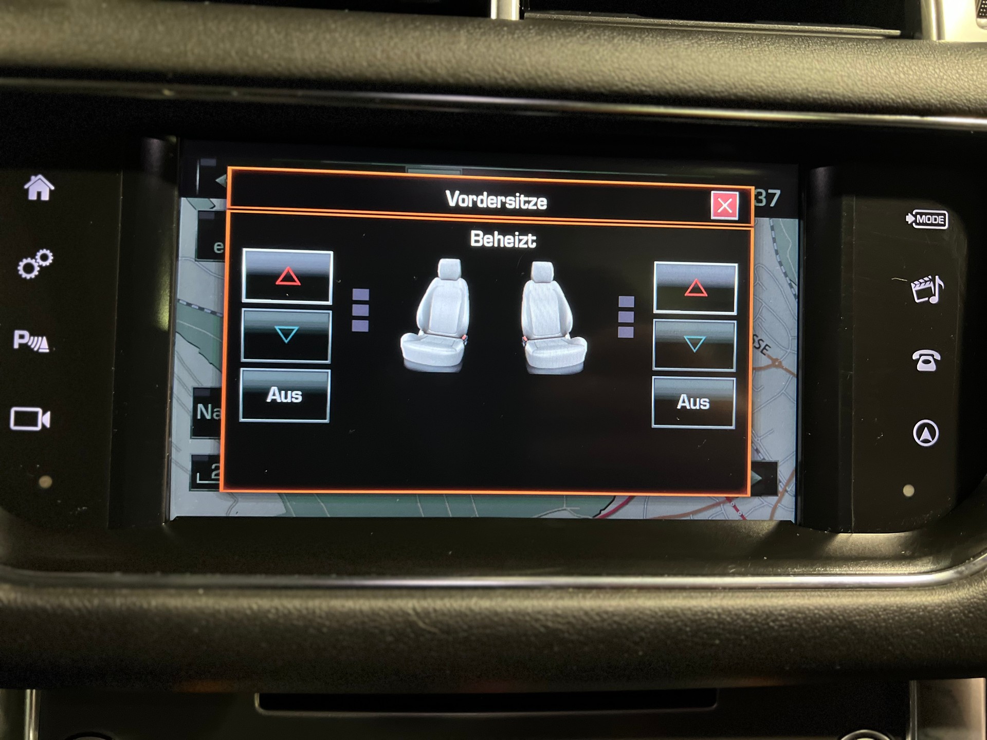 LAND ROVER Range Rover Sport 3.0 TDV6 SE Automatic-image-21