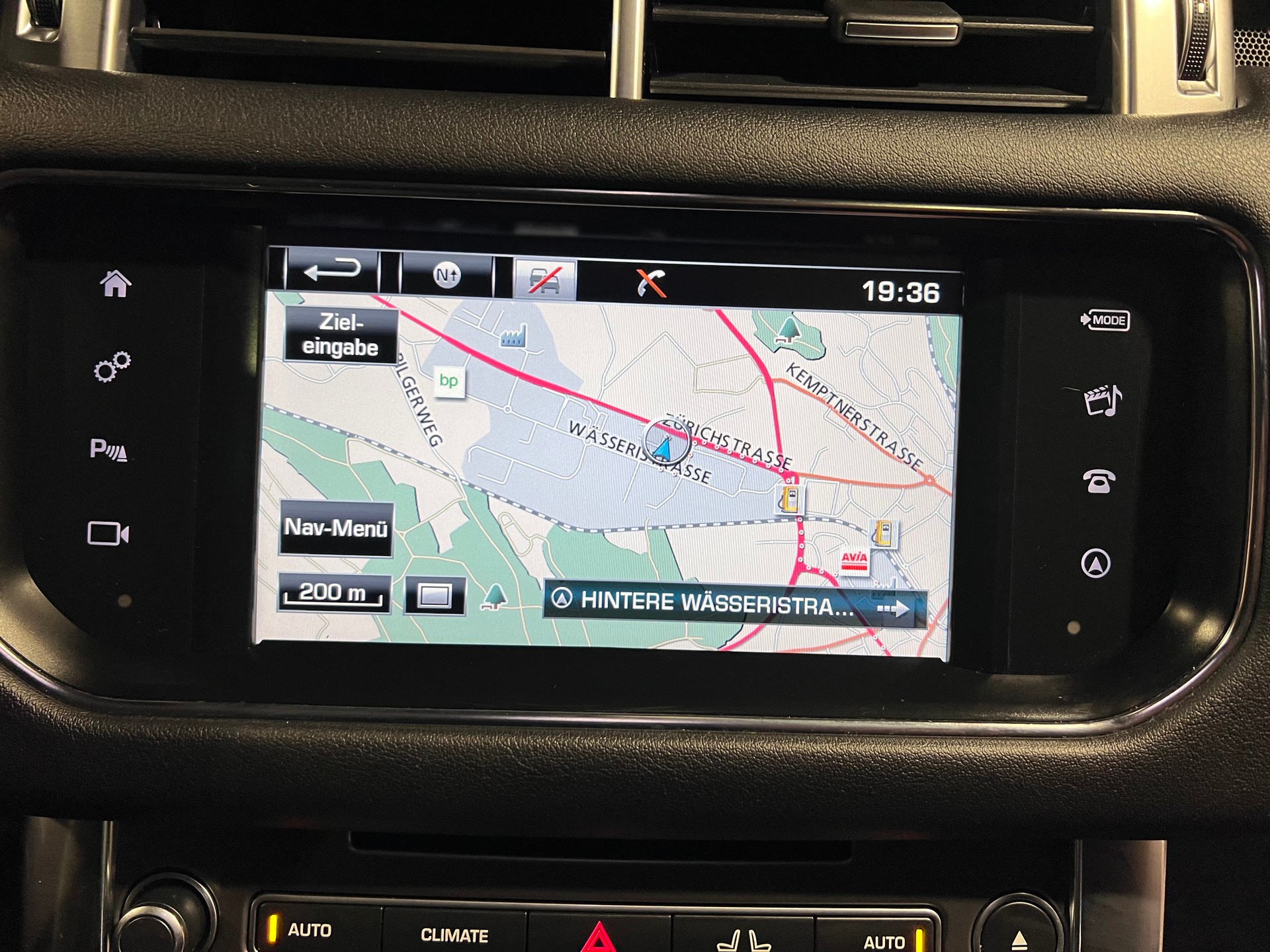 LAND ROVER Range Rover Sport 3.0 TDV6 SE Automatic-image-18