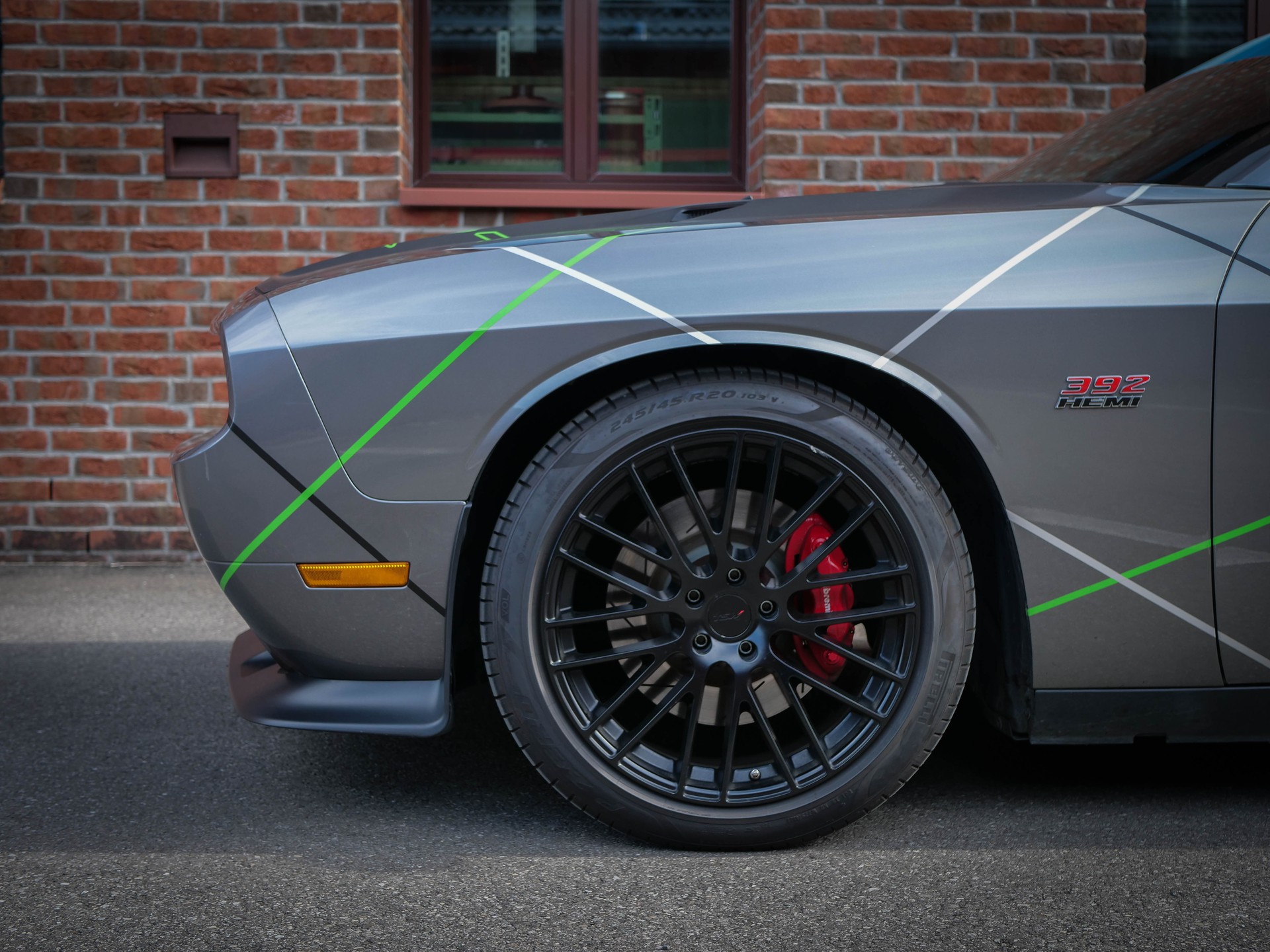 DODGE Challenger 6.4 V8 HEMI SRT8-image-6