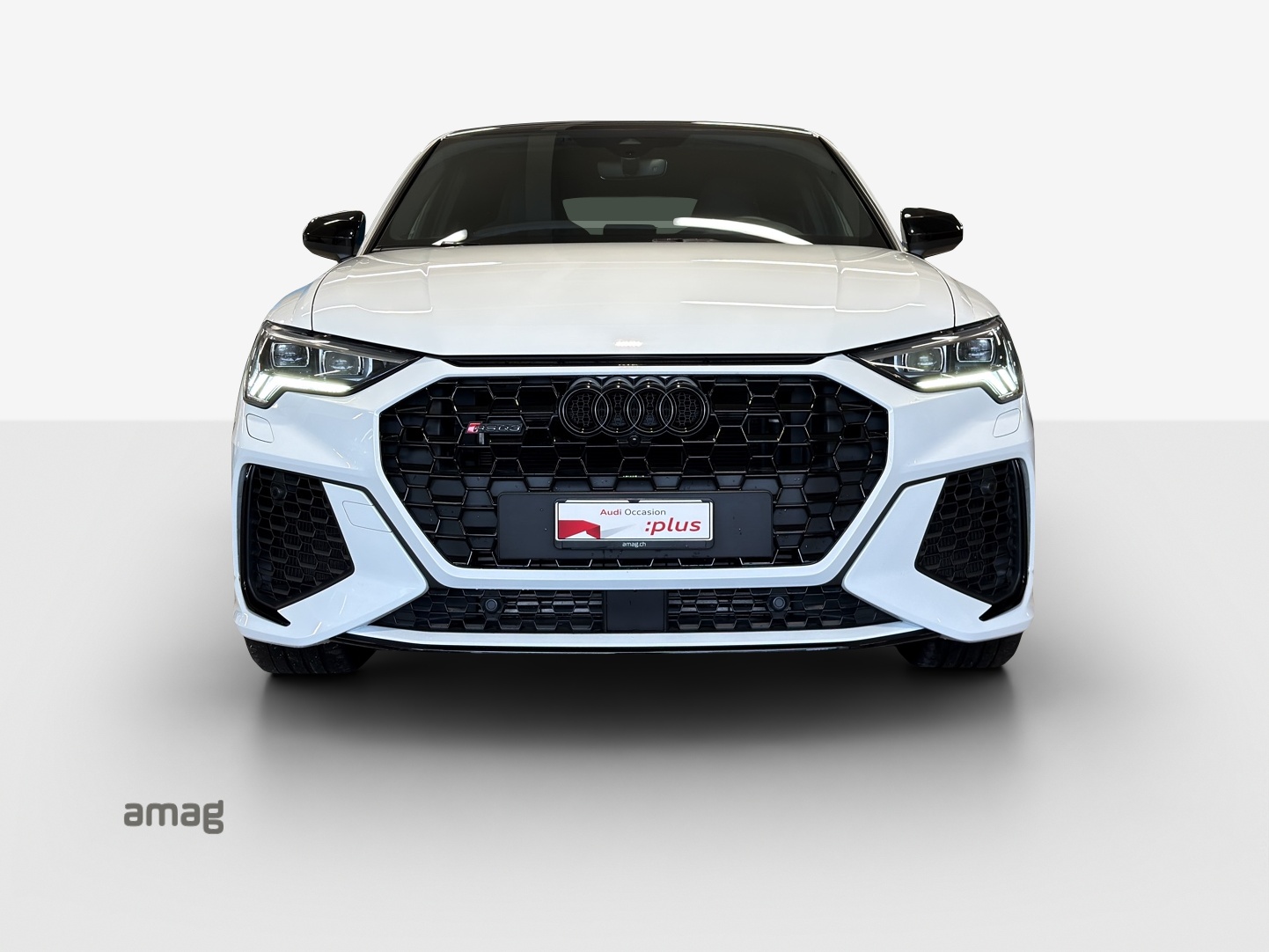 AUDI RS Q3 Sportback quattro S tronic-image-6