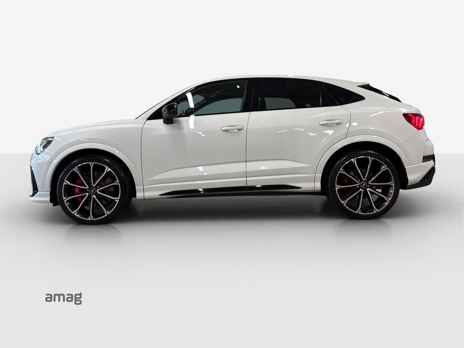 AUDI RS Q3 Sportback quattro S tronic-image-1