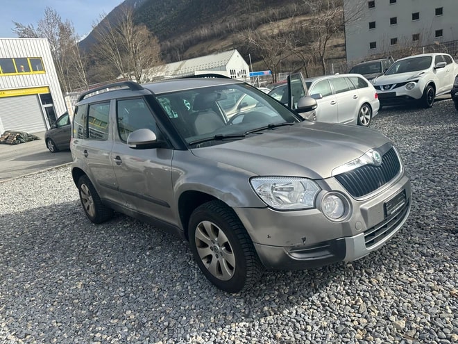 SKODA Yeti 2.0 TDI Clever 4x4-image-1