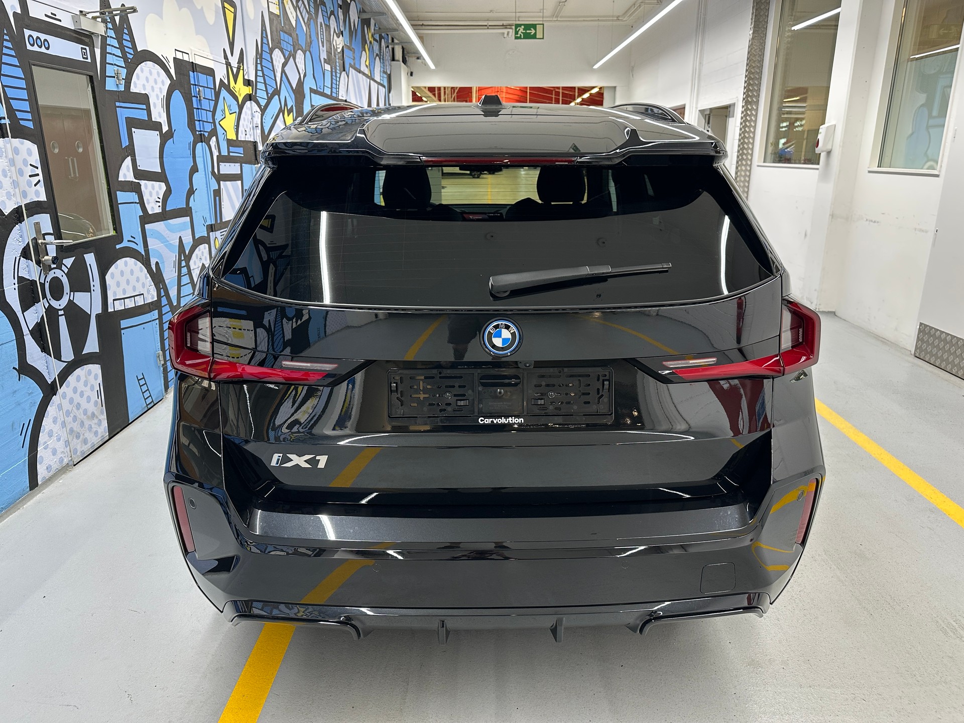 BMW iX1 xDrive 30 M Sport Pro-image-4
