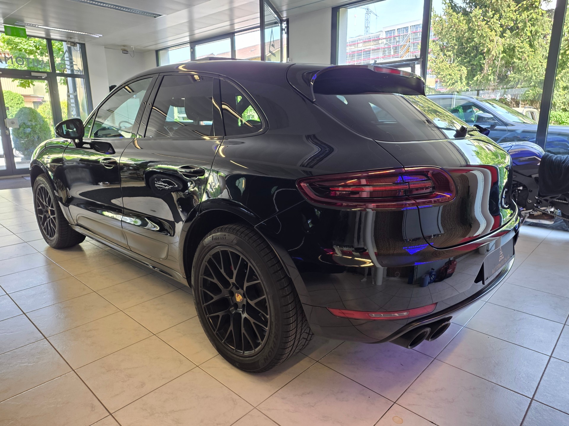 PORSCHE Macan 3.0 V6 GTS ''Frisch ab grossem Service''-image-13