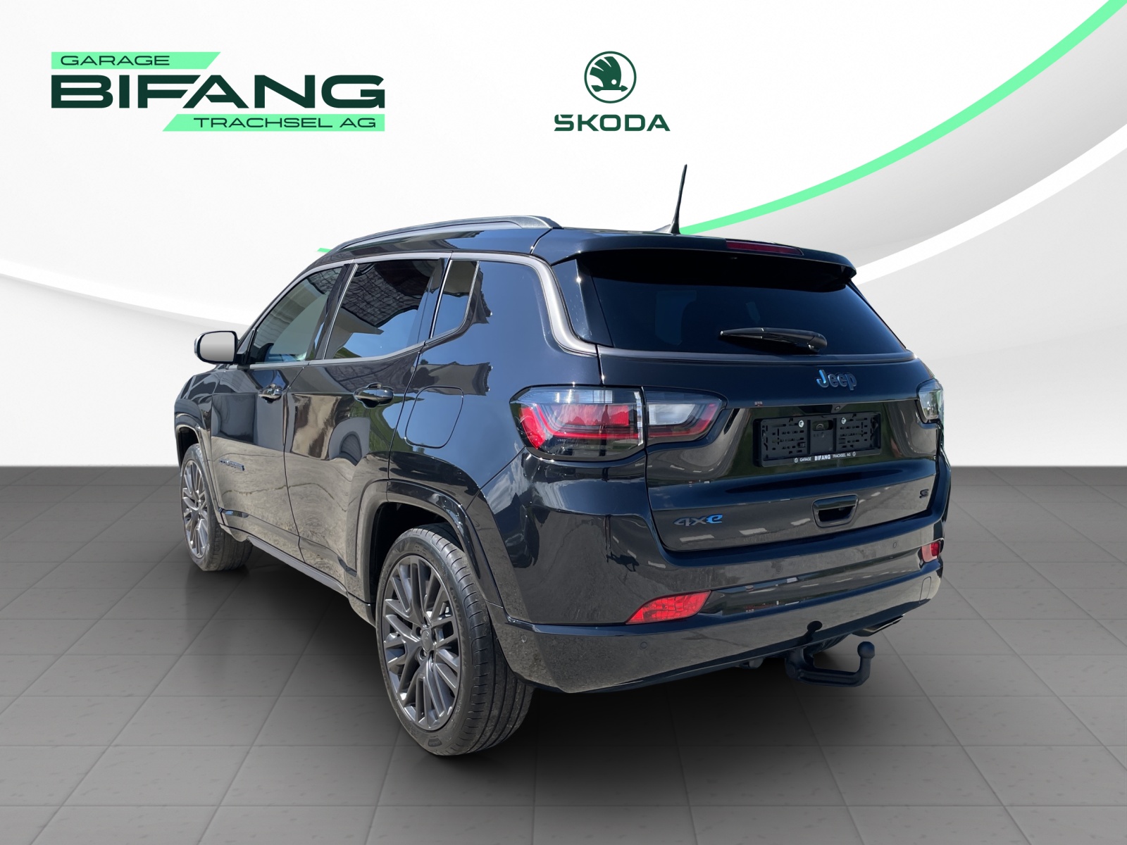 JEEP Compass 1.3 T PHEV S AWD-image-3