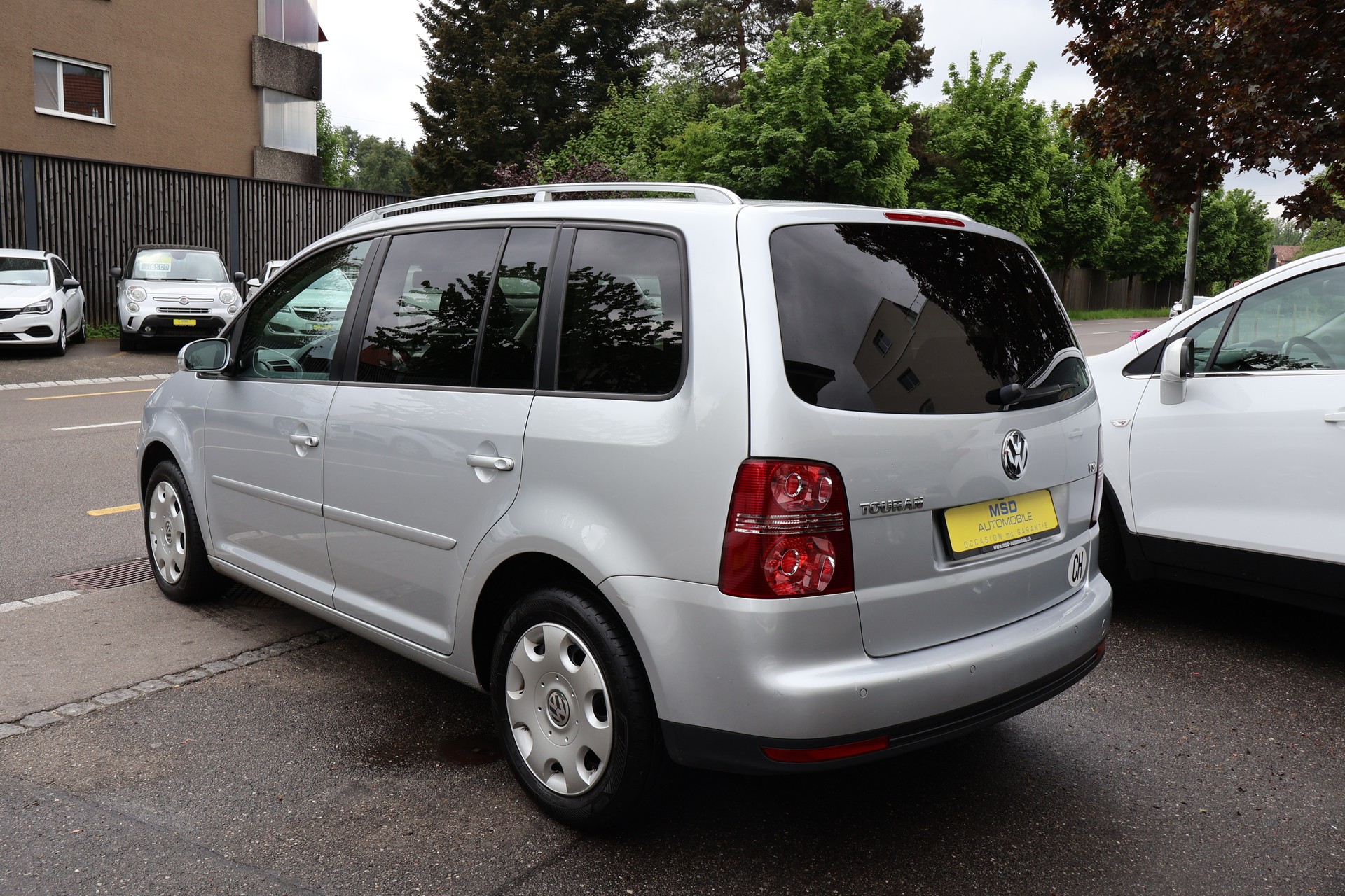 VW Touran 1.4 TSI Trendline-image-5