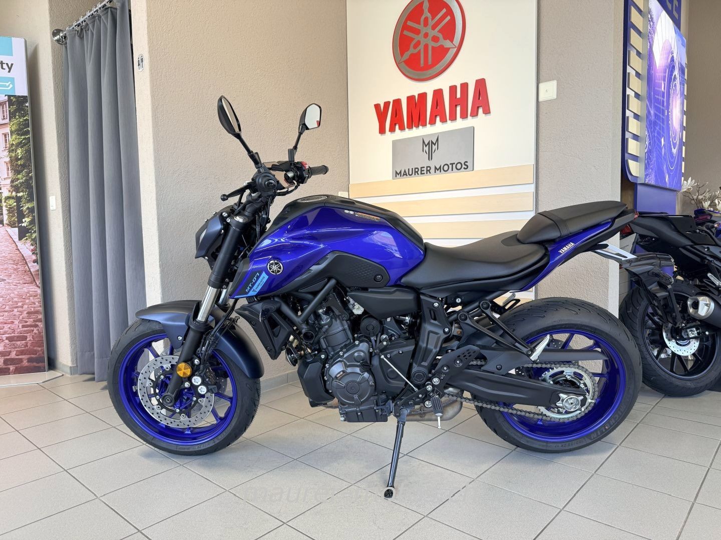 YAMAHA MT07A 2024-showroom-element-1