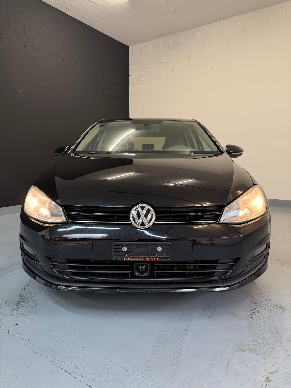 VW Golf 1.2 TSI Comfortline-showroom-element-1