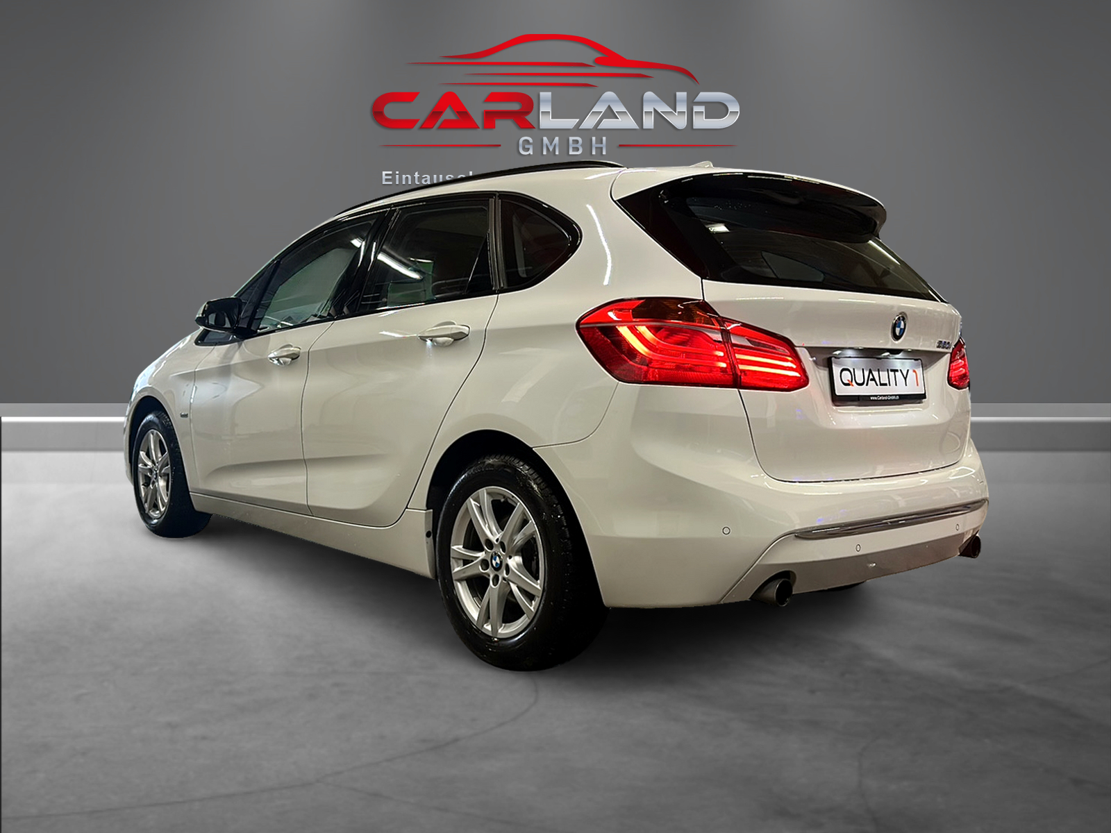 BMW 220i Active Tourer Luxury Line Steptronic-showroom-element-2